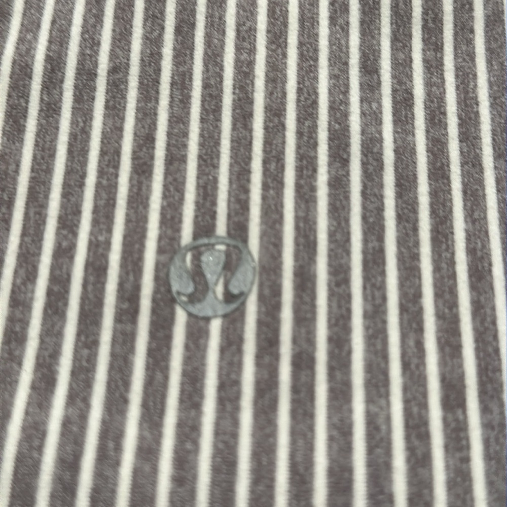 Lululemon Tank Top - Picture 5 of 6